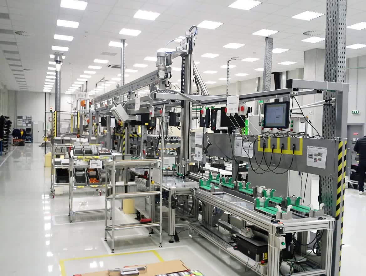 Battery stack preparation station for electrode layering and quality inspection
